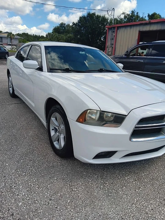 2012 Dodge Charger 7th Gen - Image 3 of 7