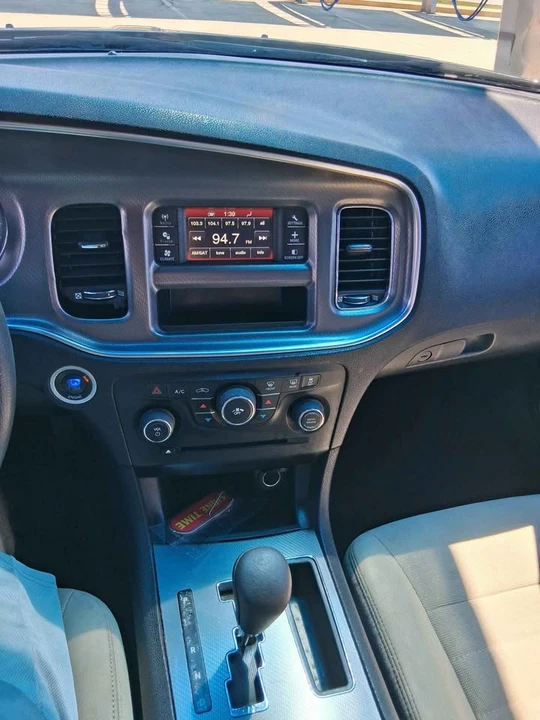 2012 Dodge Charger 7th Gen - Image 8 of 15