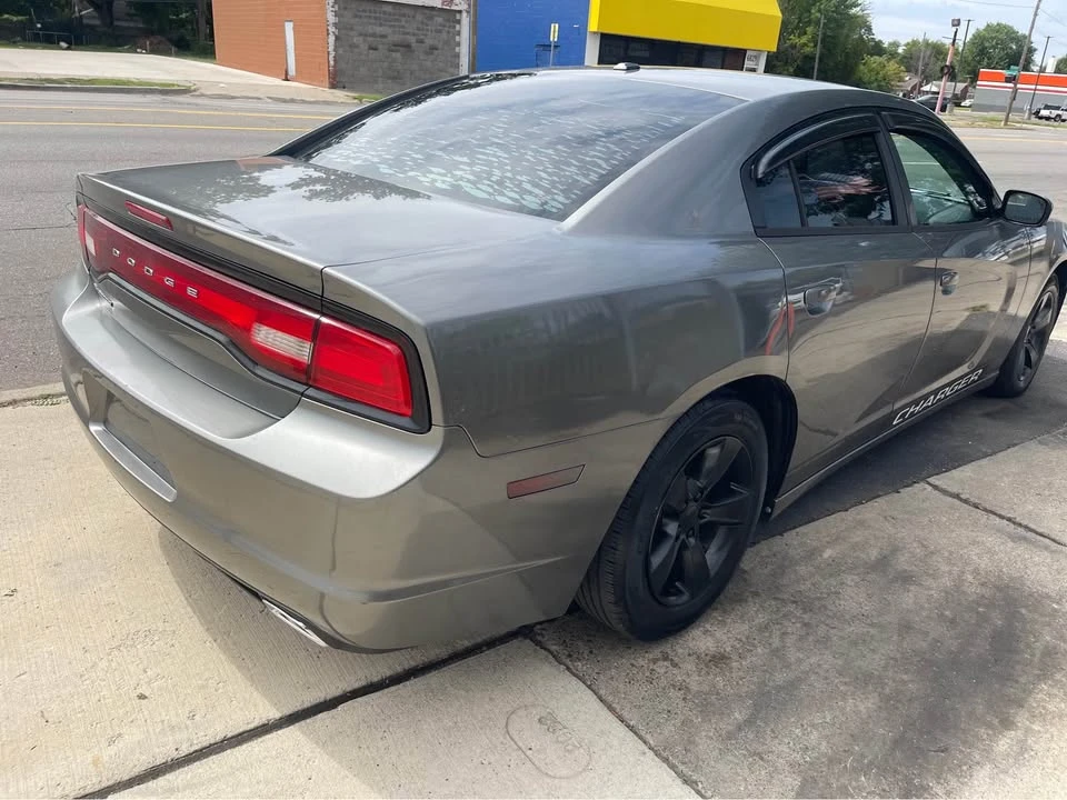 2012 Dodge Charger 7th Gen - Image 10 of 12