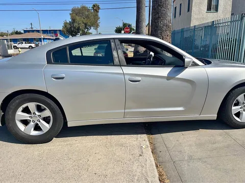 2012 Dodge Charger SE Sedan 4D