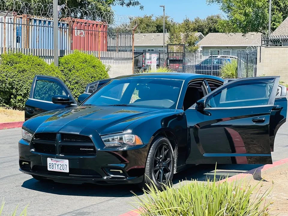 2012 Dodge Charger 7th Gen - Image 8 of 14