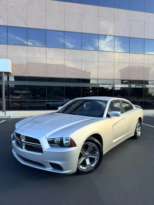 2012 Dodge Charger 7th Gen - Image 2 of 20