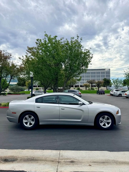 2012 Dodge Charger 7th Gen - Image 8 of 13