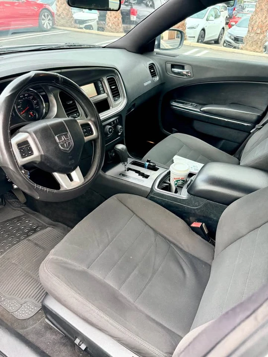 2012 Dodge Charger 7th Gen - Image 11 of 13