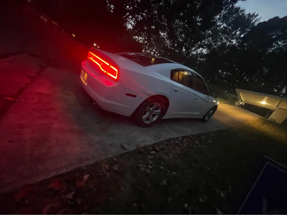 2012 Dodge Charger 7th Gen - Image 2 of 3