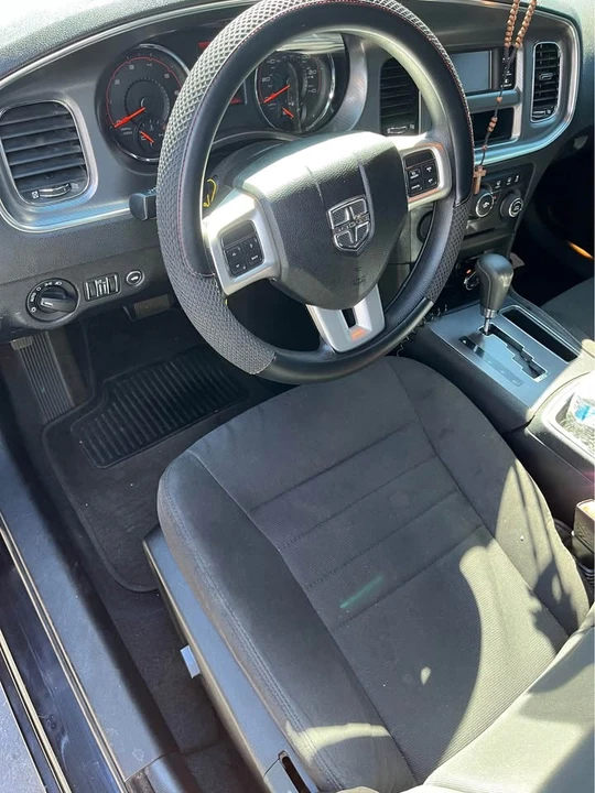 2012 Dodge Charger 7th Gen - Image 8 of 9