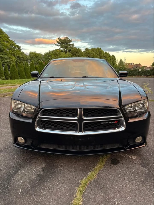2012 Dodge Charger 7th Gen - Image 3 of 16