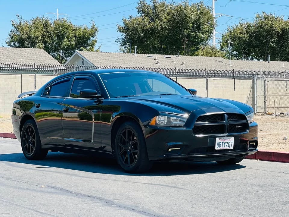 2012 Dodge Charger 7th Gen - Image 5 of 14