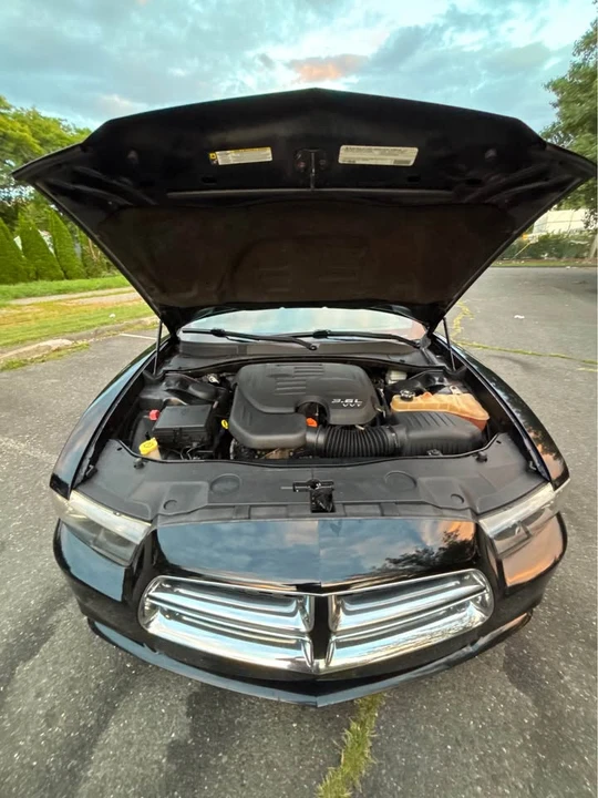 2012 Dodge Charger 7th Gen - Image 14 of 16