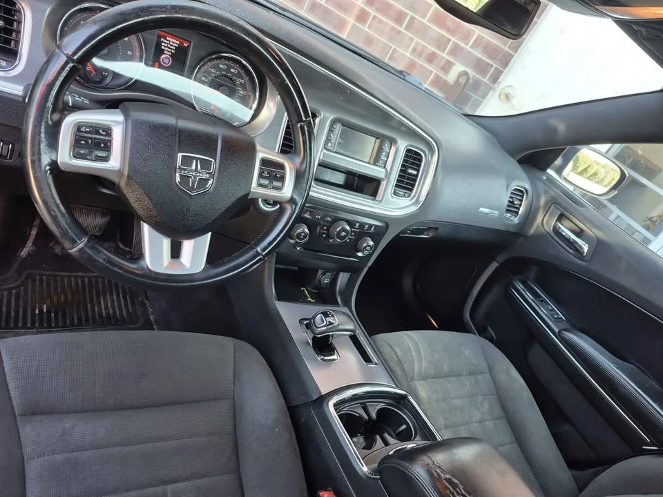 2012 Dodge Charger 7th Gen - Image 3 of 8