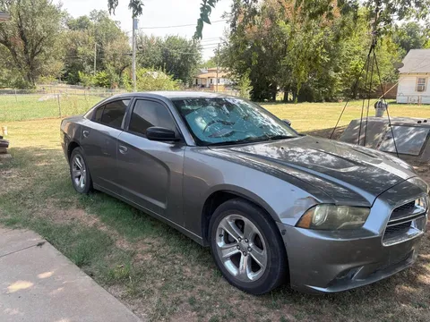 2012 Dodge Charger SE Sedan 4D