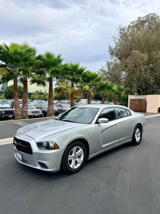 2012 Dodge Charger 7th Gen - Image 2 of 13