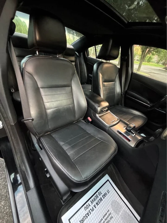 2012 Dodge Charger 7th Gen - Image 11 of 16