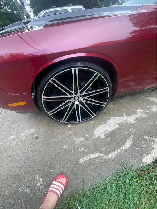 2012 Dodge Charger 7th Gen - Image 7 of 12