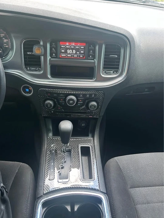 2012 Dodge Charger 7th Gen - Image 5 of 9