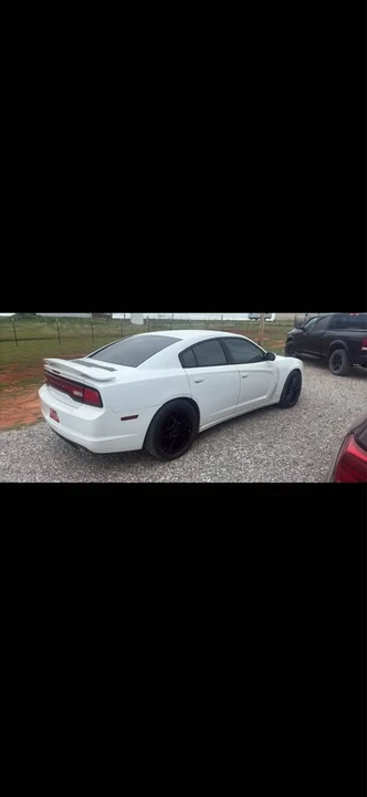 2012 Dodge Charger 7th Gen - Image 4 of 6