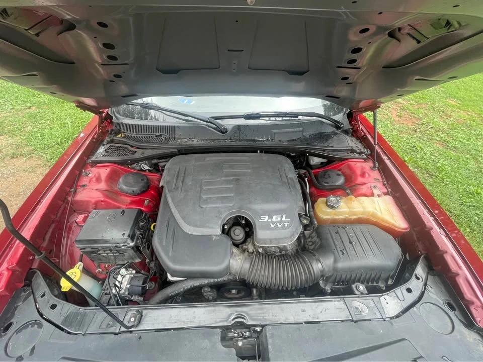 2012 Dodge Charger 7th Gen - Image 2 of 12