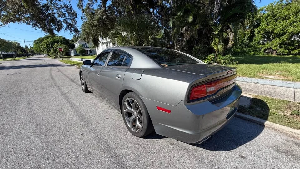 2012 Dodge Charger 7th Gen - Image 4 of 4