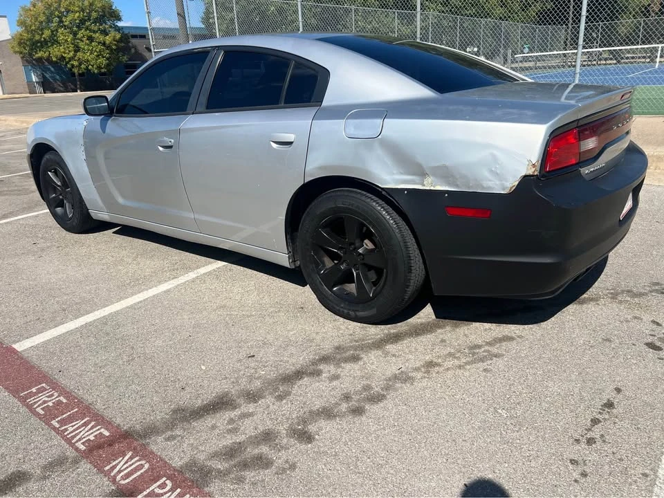 2012 Dodge Charger 7th Gen - Image 4 of 11