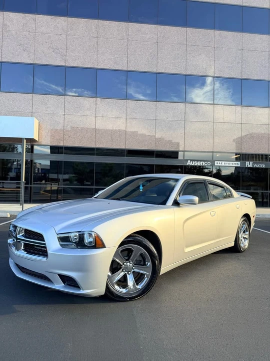 2012 Dodge Charger 7th Gen - Image 4 of 20
