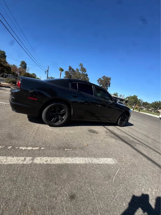 2012 Dodge Charger 7th Gen - Image 6 of 12