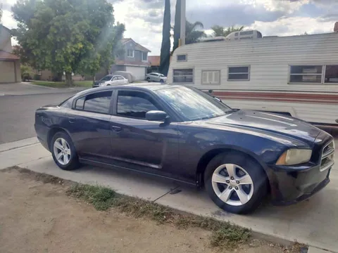 2012 Dodge Charger SE Sedan 4D