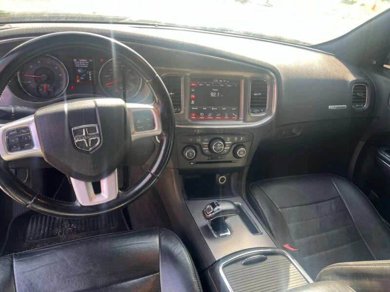 2012 Dodge Charger 7th Gen - Image 15 of 17