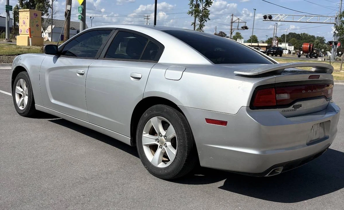 2012 Dodge Charger 7th Gen - Image 3 of 6