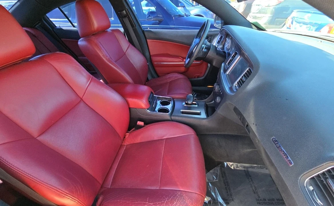 2012 Dodge Charger 6th Gen - Image 6 of 9