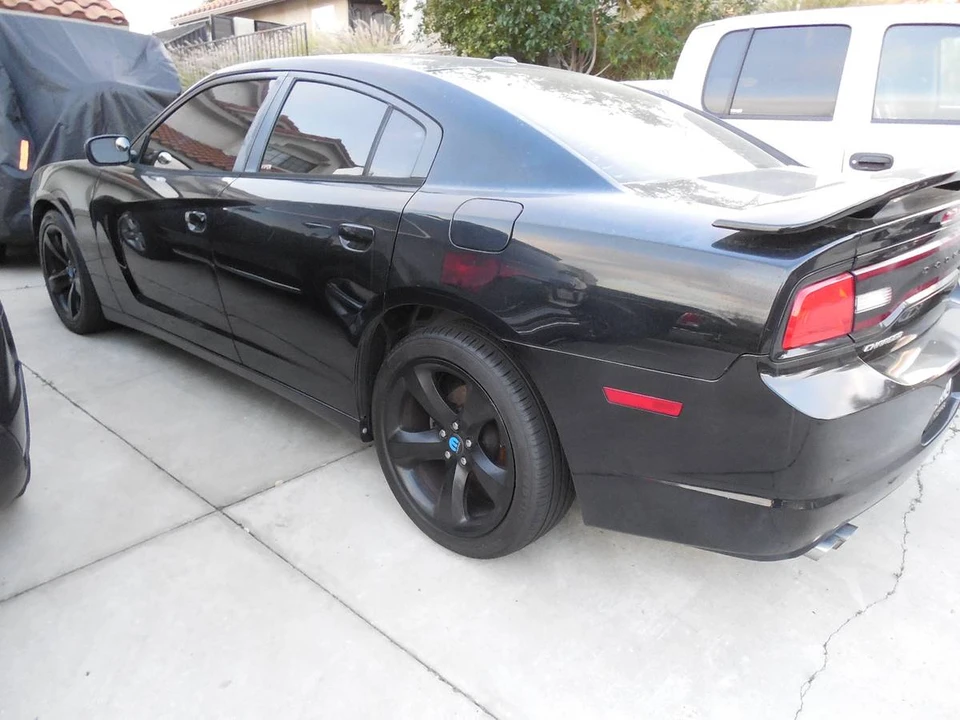 2012 Dodge Charger 7th Gen - Image 5 of 23
