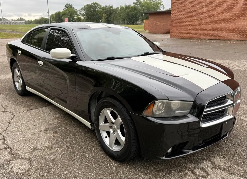 2012 Dodge Charger 7th Gen - Image 8 of 19
