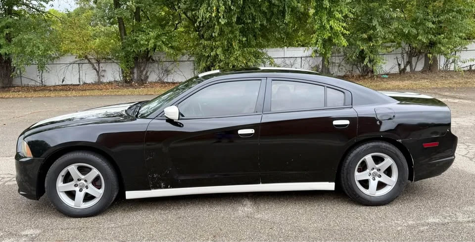 2012 Dodge Charger 7th Gen - Image 14 of 19