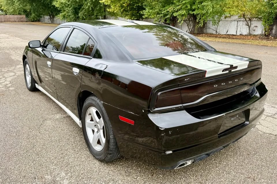 2012 Dodge Charger 7th Gen - Image 15 of 19