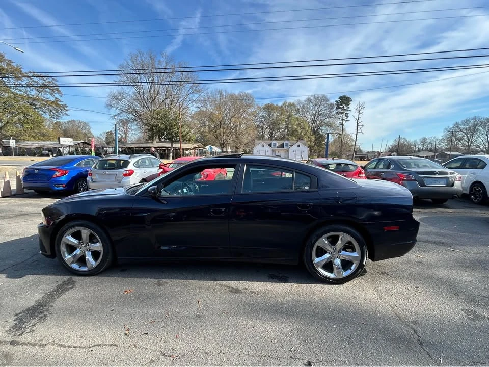 2012 Dodge Charger 7th Gen - Image 4 of 18