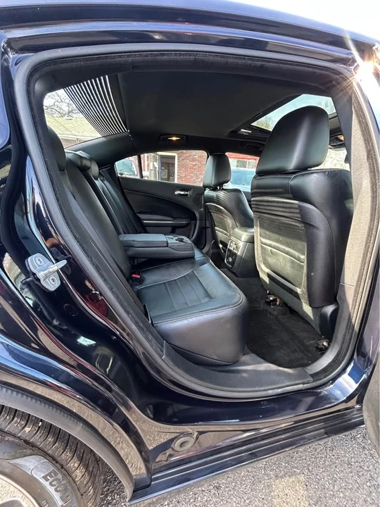 2012 Dodge Charger 7th Gen - Image 15 of 18