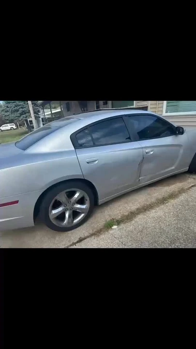 2012 Dodge Charger 7th Gen - Image 3 of 3