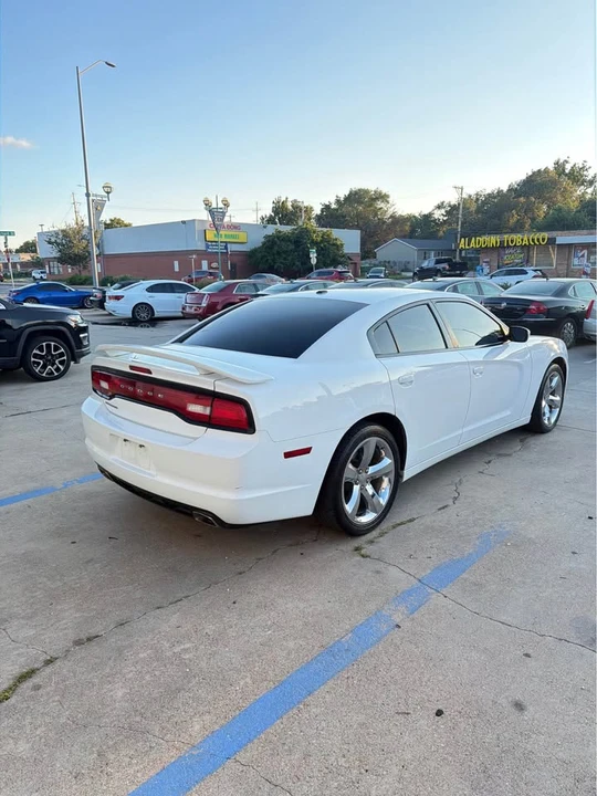 2012 Dodge Charger 7th Gen - Image 6 of 20