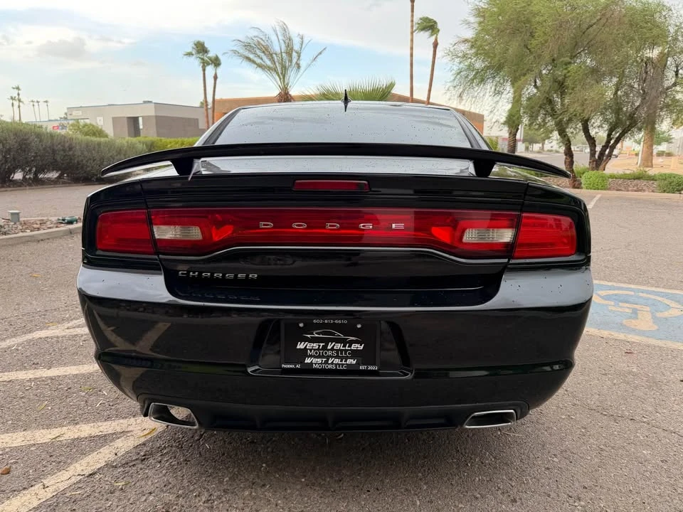 2012 Dodge Charger 7th Gen - Image 6 of 17