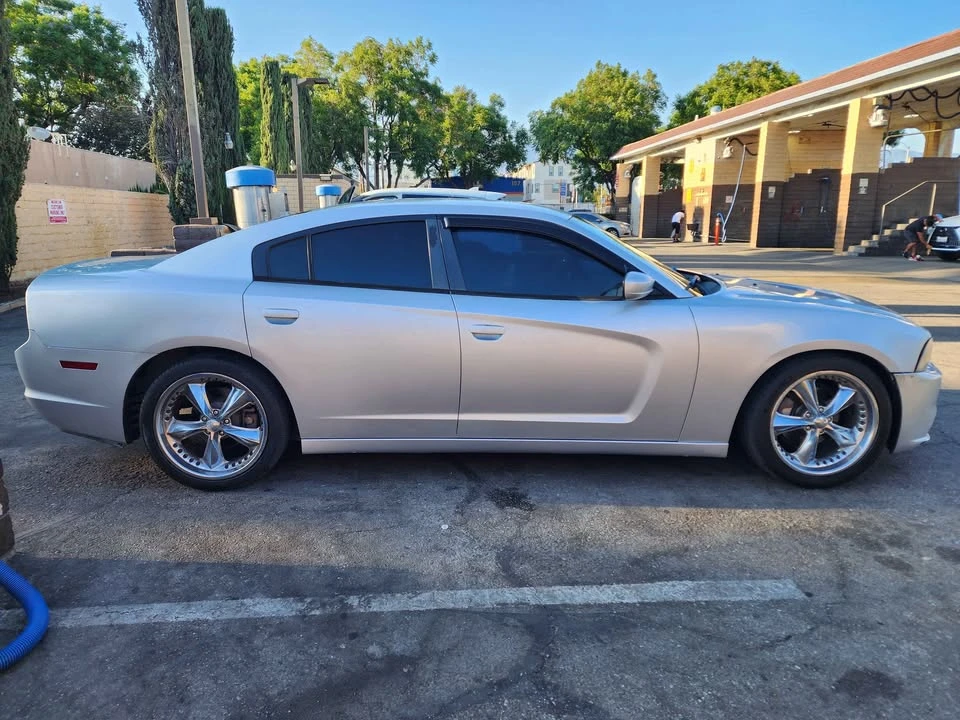 2012 Dodge Charger 7th Gen - Image 6 of 7