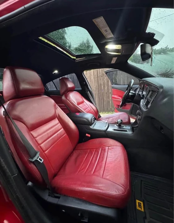 2012 Dodge Charger 7th Gen - Image 10 of 11