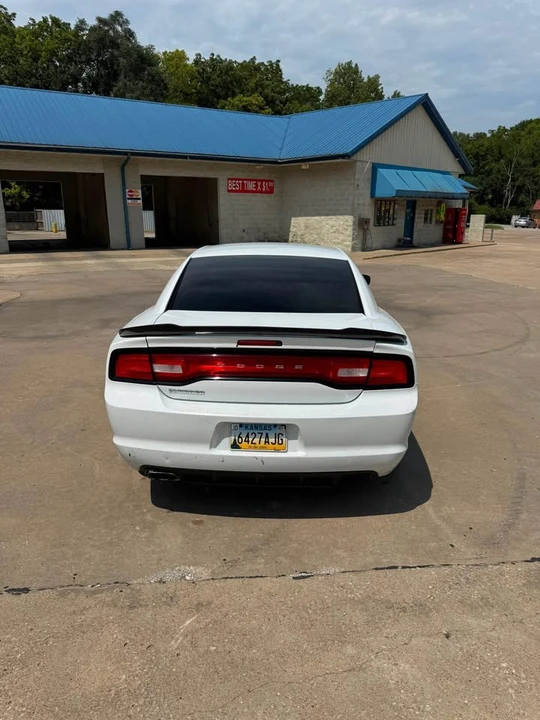 2012 Dodge Charger 7th Gen - Image 6 of 6