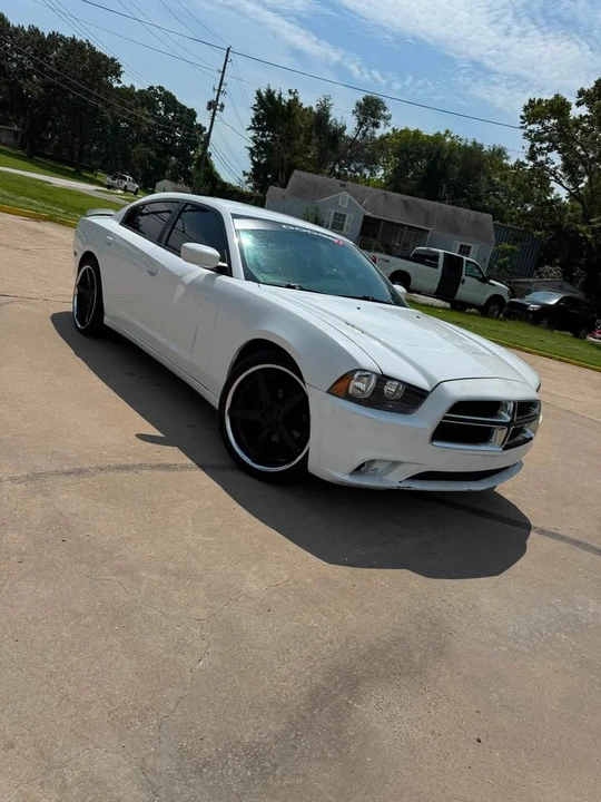 2012 Dodge Charger 7th Gen - Image 3 of 6