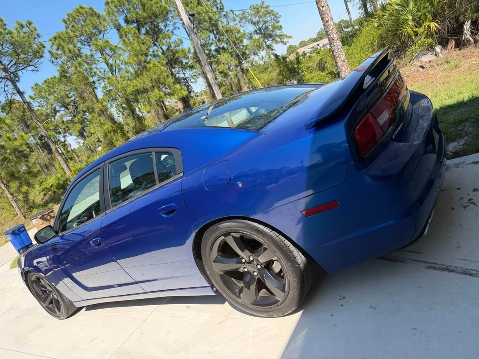 2012 Dodge Charger 7th Gen - Image 5 of 7