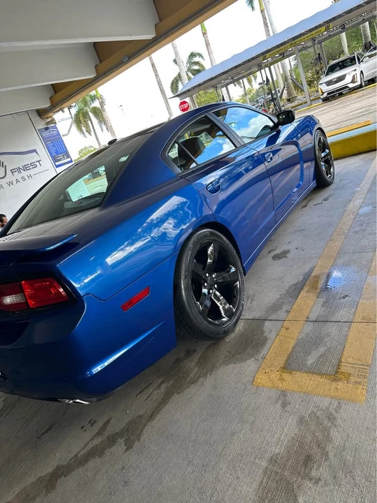 2012 Dodge Charger 7th Gen - Image 3 of 7