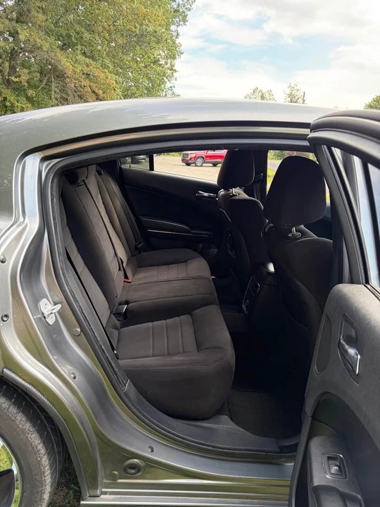 2012 Dodge Charger 7th Gen - Image 7 of 11