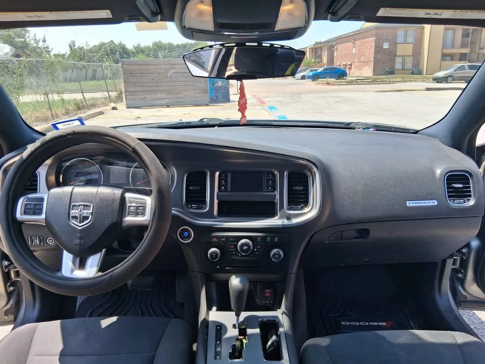 2012 Dodge Charger 7th Gen - Image 6 of 11