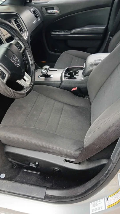 2012 Dodge Charger 7th Gen - Image 10 of 15