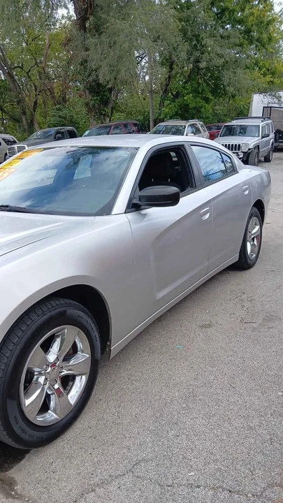 2012 Dodge Charger 7th Gen - Image 6 of 15