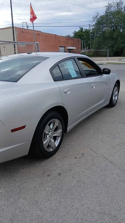 2012 Dodge Charger 7th Gen - Image 3 of 15