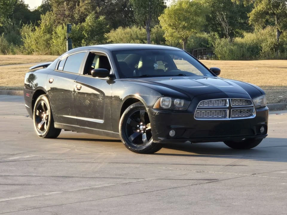 2012 Dodge Charger 7th Gen - Image 2 of 14